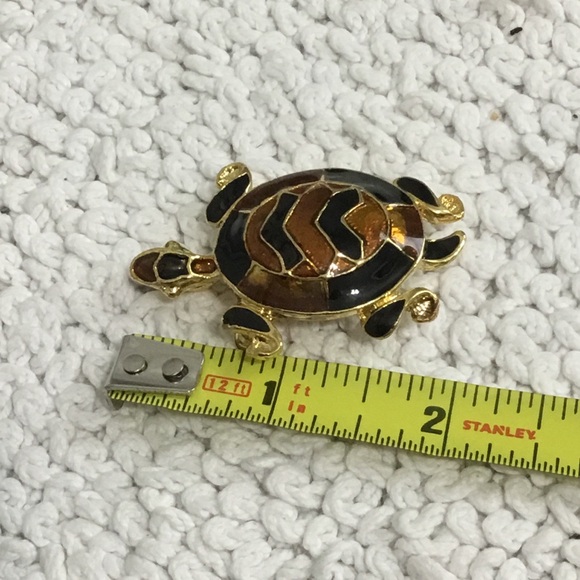 Vintage Goldtone Black and Amber Enamel Turtle Brooch Pendant - Picture 7 of 8